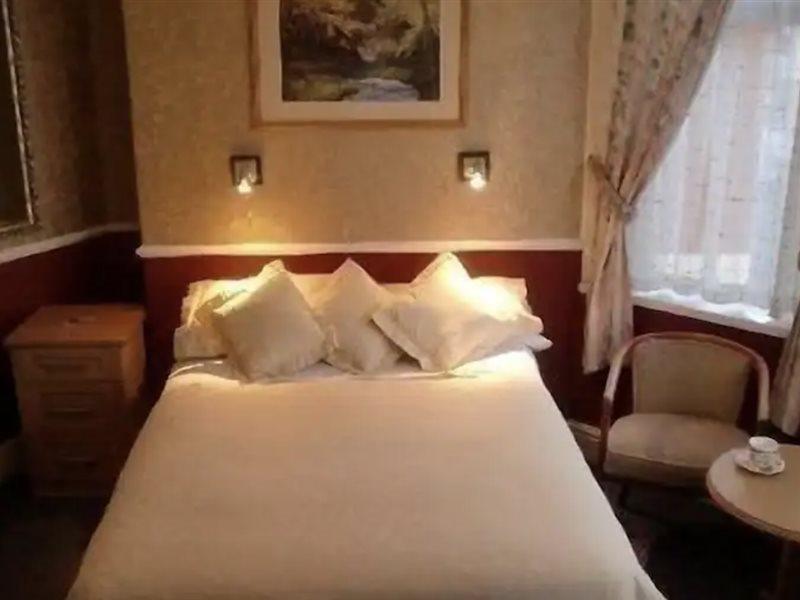 เดอะ มัวเรส โฮเทล Hotel แบล็คพูล ภายนอก รูปภาพ